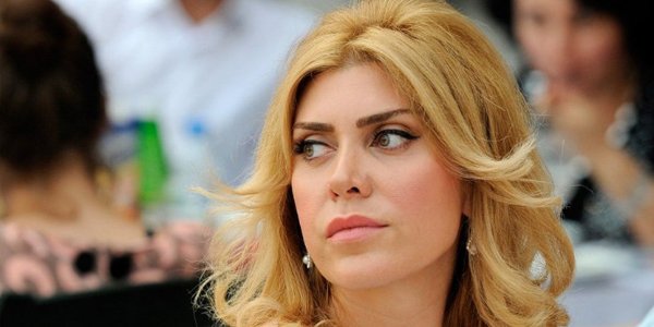 Xoşqədəm Aysel haqda: “Gənc qız dədəsi yaşda kişi ilə ...”