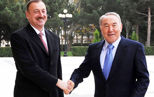 Əliyev Nazarbayevə və yeni prezidentə zəng etdi