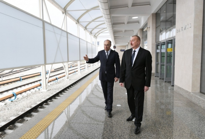 Prezident "Bakmil" stansiyasında yaradılan şəraitlə tanış olub - FOTOLAR