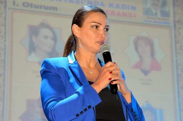 Qənirə Paşayeva Türk dünyası qadınlarına çağırış etdi