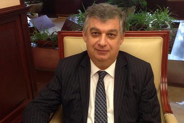 Deputat: “Azərbaycanda dərmanların əksəriyyəti keyfiyyətsizdir”
