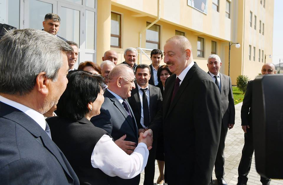 İlham Əliyev: "Məcburi köçkünlərin problemlərinin həlli ən prioritet məsələdir"