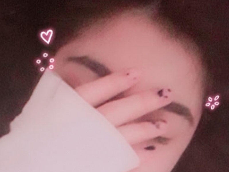 Özünü pəncərədən atan məktəblı qız öldü