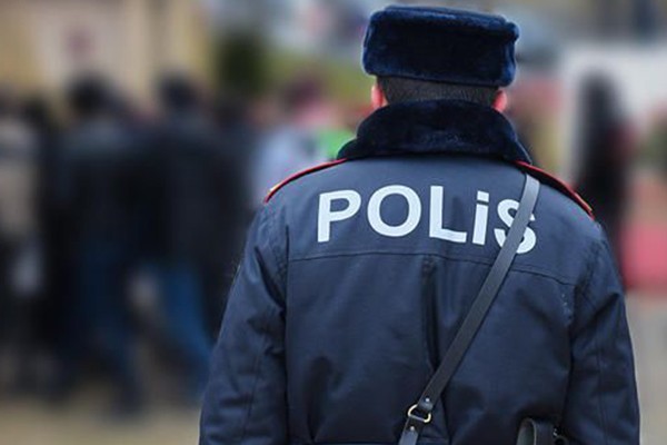 Xırdalanda kütləvi dava - İki polis bıçaqlandı