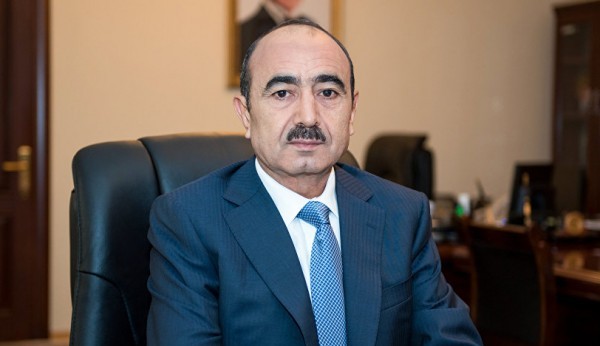Əli Həsənov: Yeni iqtisadi model hazırlanır