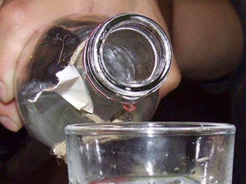 Göyçayda spirtli içki qəbul edən kişi xəstəxanada öldü