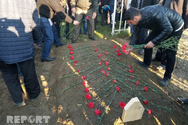 İtkin düşmüş əsgərin 25 ildən sonra məzarı tapıldı - FOTOLAR