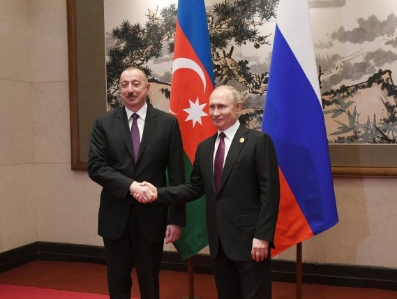İlham Əliyev Putinlə görüşdü - Foto