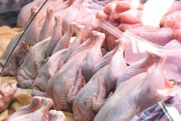 Azərbaycana toyuq əti gətirilməsinə qadağa qoyuldu