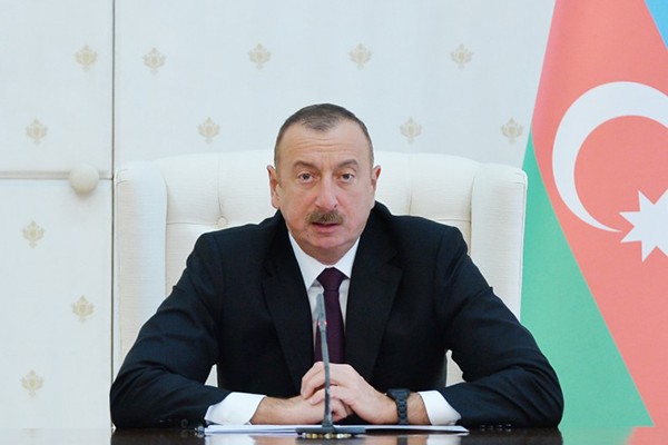 İlham Əliyev provaslavları Pasxa bayramı ilə bağlı təbrik etdi