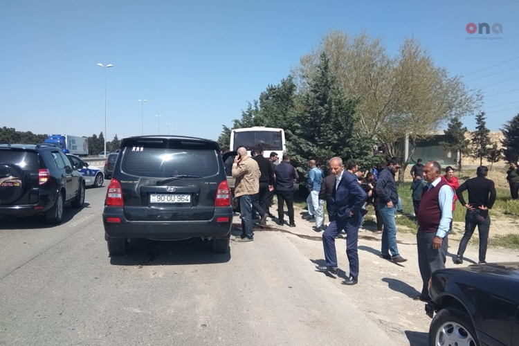 Bakı-Sumqayıt yolunda avtobusu qəzası - XƏSARƏT ALANLAR VAR