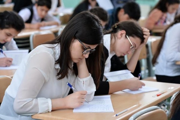 Buraxılış imtahanlarının cavabının açıqlanacağı vaxt məlum oldu