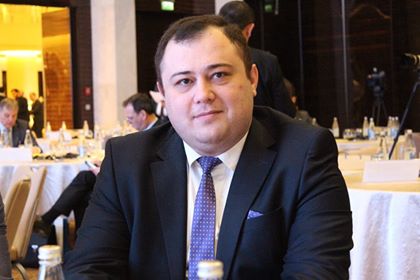 Müxalifətin insan ovu: Ovçuluq sevdasında olan Əli İnsanov ova necə çevrildi?