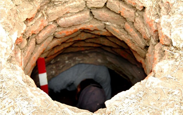 Samuxda 3 yaşlı uşaq quyuya düşərək ölüb