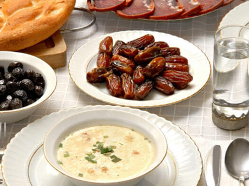 İranda bu idarələrdə iftar mərasimi qadağan edildi