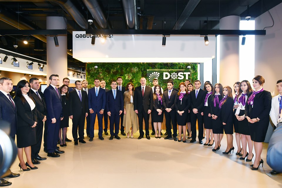 İlham Əliyev DOST Agentliyinin inzibati binasının açılışını etdi