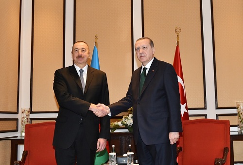 Ərdoğan İlham Əliyevi və Azərbaycan xalqını Ramazan ayı münasibətilə təbrik etdi