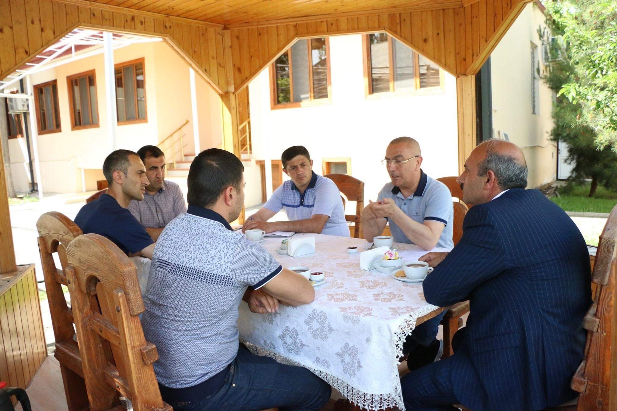 Alimpaşa Məmmədov Dilqəm Əsgərovun oğlunu qəbul edib - FOTOLAR