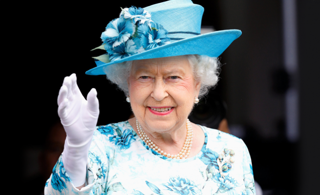 Kraliça II Elizabet İlham Əliyevi Respublika Günü münasibətilə təbrik edib
