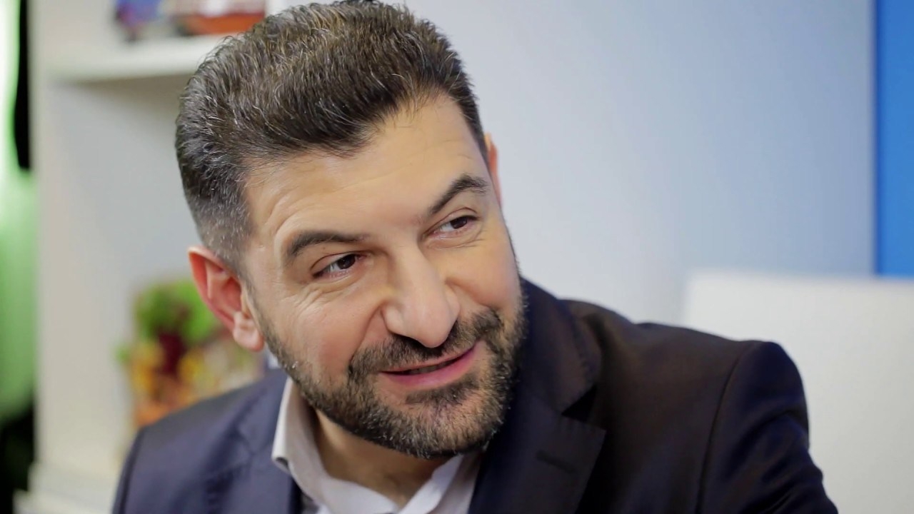 Fuad Abbasovun Azərbaycana deportasiyası təxirə salındı