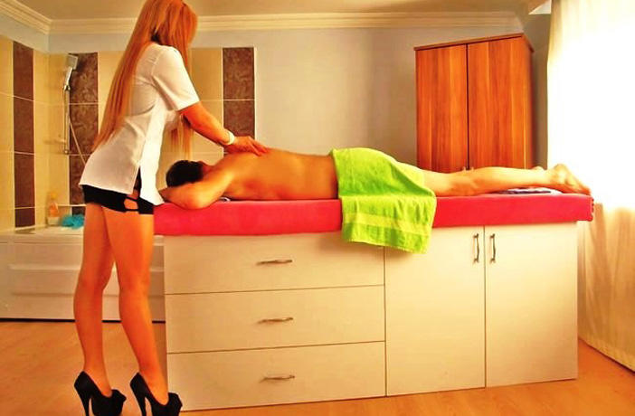 Masaj salonları, yoxsa əxlaqsızlıq yuvaları? - Məhkəmə zalından