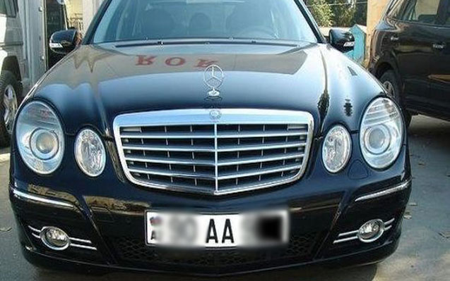 Piyadanı vurub qaçan AA seriyalı avtomobilin sürücüsü tutuldu