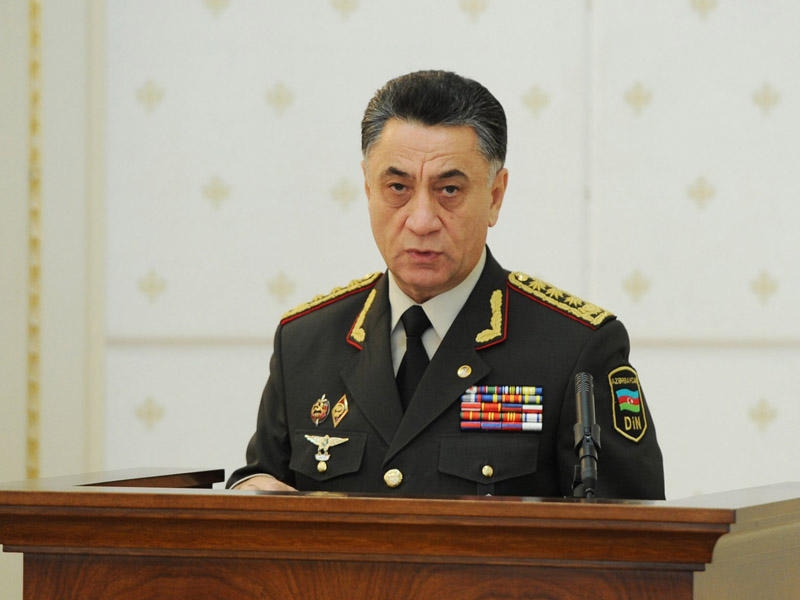 Ramil Usubov bölmədə vəkili döyən polisləri CƏZALANDIRDI