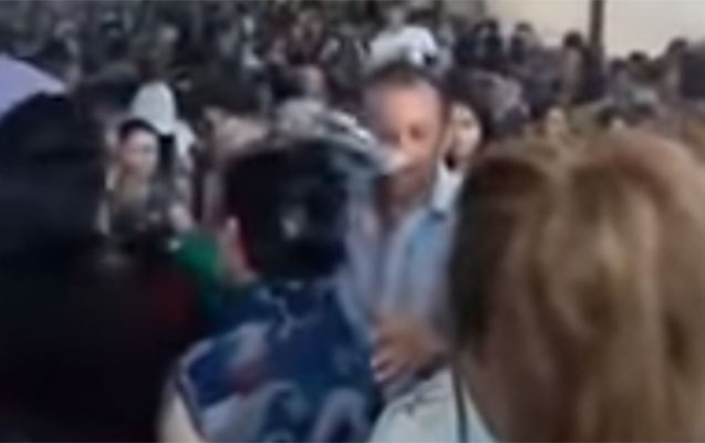 İcra nümayəndəsi “Qaloş pirindən” danışdı: “O seyidin papağıdır, şəkk eləməyin!” - VİDEO