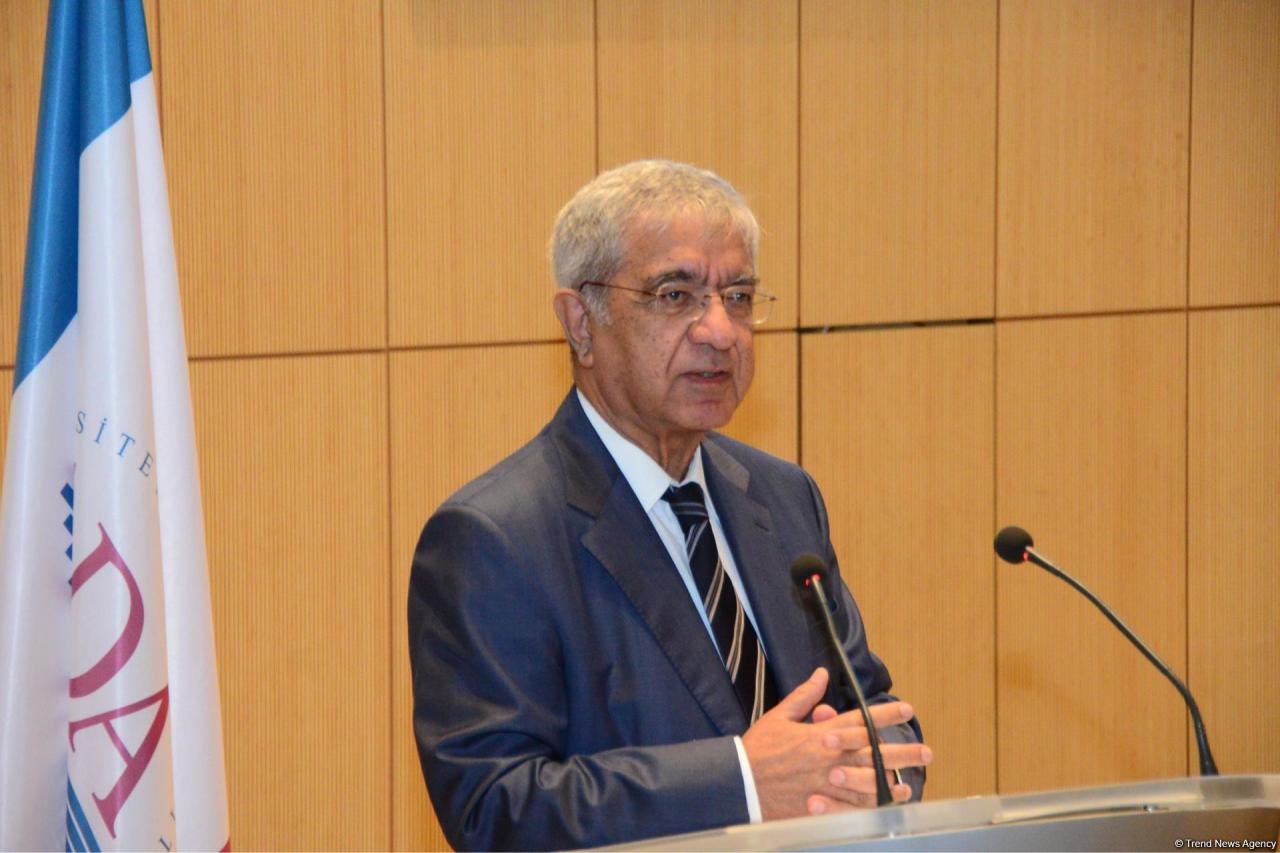 Hafiz Paşayev: "Azərbaycan diplomatiyası asan yol keçməyib"