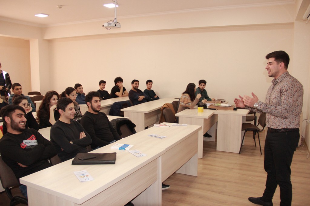 “Gənc Media Kapitanları” Jurnalistika Məktəbinin sonuncu təlimi baş tutdu - FOTO