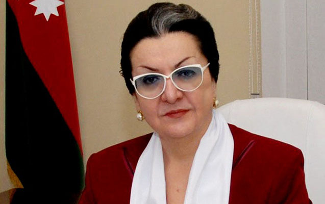 Lalə Şövkət nə işlə məşğuldur?