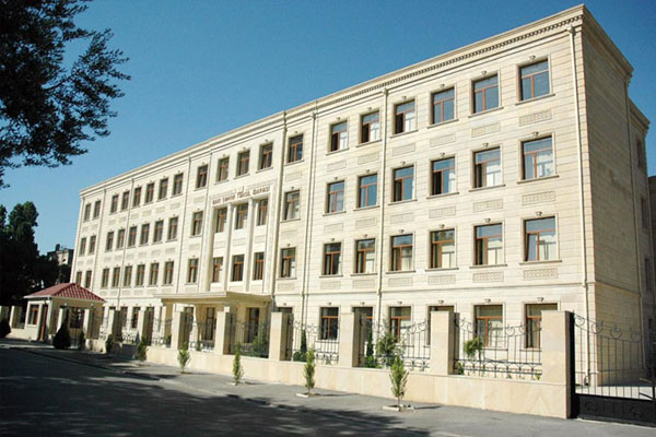 Bakıda bu məktəblər söküləcək