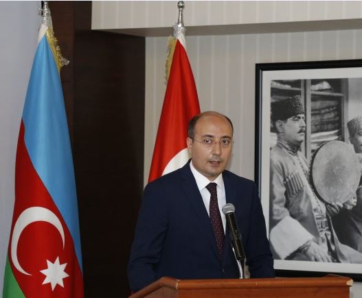 PA rəsmisi: "Azərbaycan mətbuatında müəyyən neqativ hallar var, amma sayı azdır"