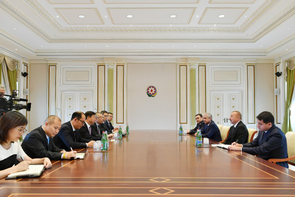 Prezident Sun Taonu qəbul etdi - FOTO