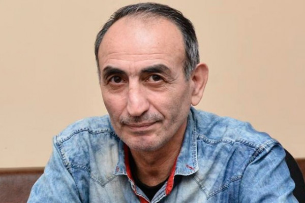 Prezident Murad Köhnəqalaya mənzil hədiyyə etdi