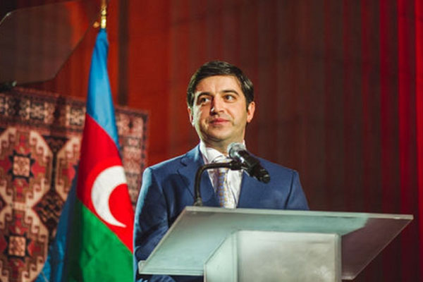 Anar Məmmədovun "Tramp" otelinin üzlüyü sökülür - FOTOLAR