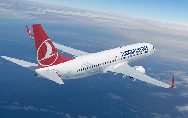 İstanbul-Bakı reysi 10 saat gecikdi