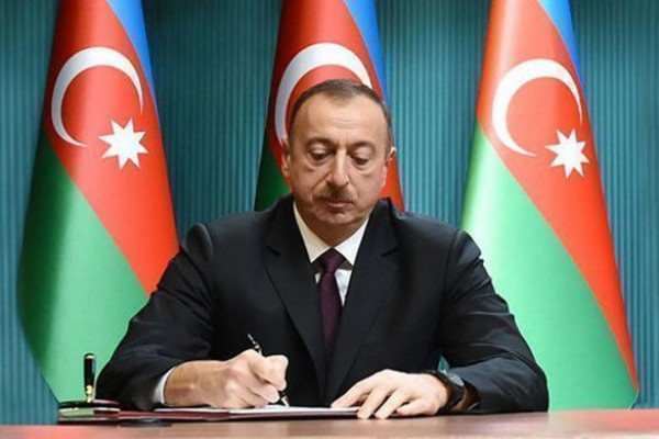 İlham Əliyev qanun İMZALADI