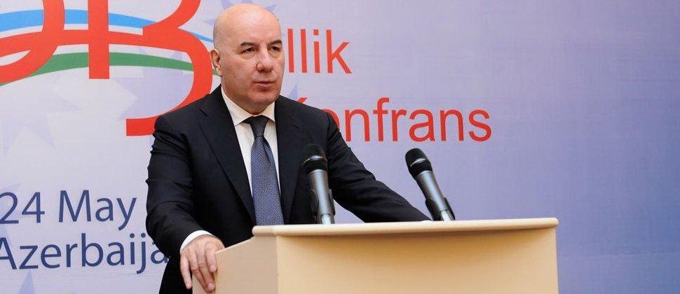 Baş bankir: Biznes kreditləri artmır, tədbirlər görmək lazımdır