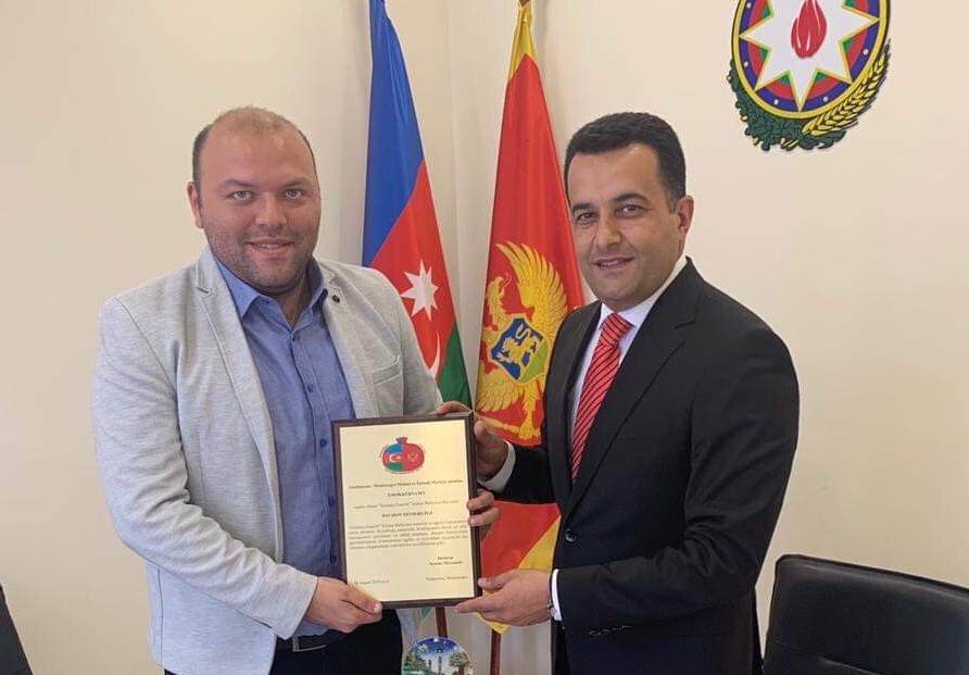 Hacıbəy Heydərli Monteneqroda mükafata layiq görüldü - FOTOLAR