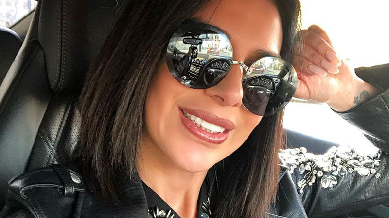 Araz Ağalarovun qızı “Bentley” ilə qəzaya düşdü - FOTO