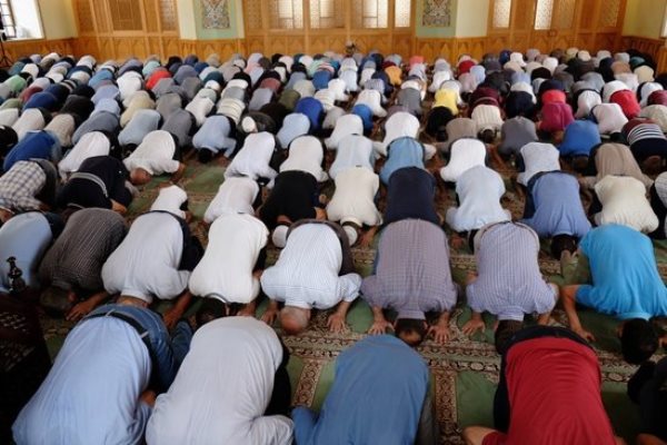 Azərbaycanda bayram namazı qılındı