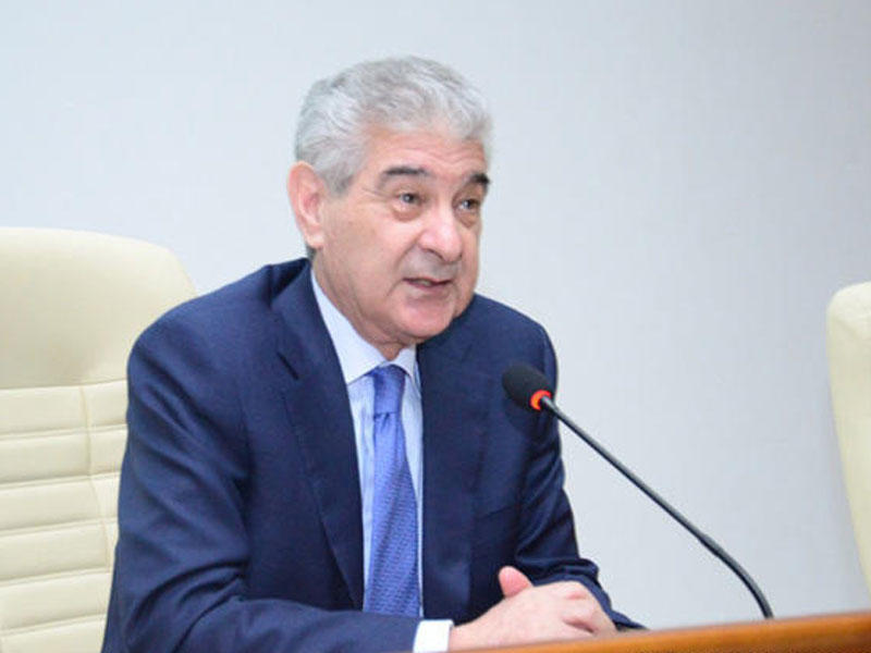 Əli Əhmədov: "Mühacir müxalifət öz çirkin təbliğatı ilə erməni dəyirmanına su tökür"