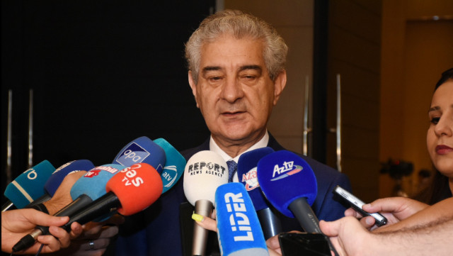 Əli Əhmədov: "Maaş və pensiya artımın bazara təsirini qəbul etmək lazımdır"