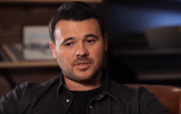“Hər şeyi oyuna çevirməyə çalışıram” - Emin övladları haqda + Video