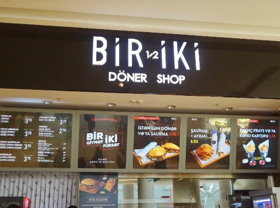 Zəhərlənməyə görə Bakıdakı məşhur dönərxana bağlandı - Araşdırma başladı