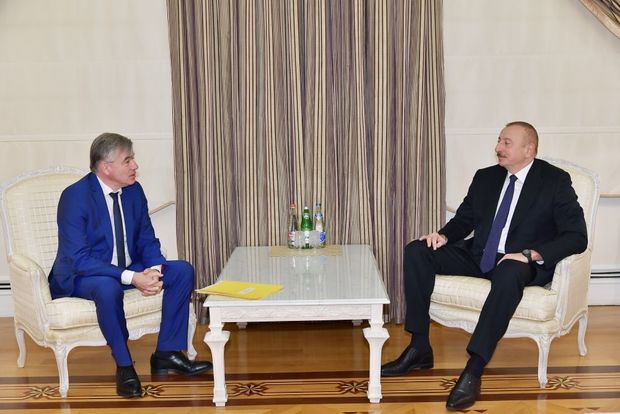 İlham Əliyev görüş keçirdi - FOTO