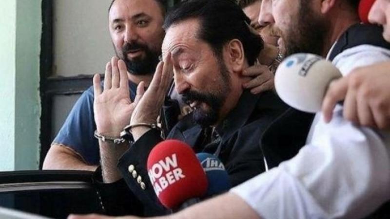 Adnan Oktarın aylıq qazancı hər kəsi şoka saldı