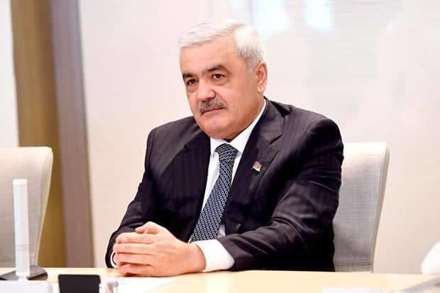 Rövnəq Abdullayev: "Şəhidlərimiz, qazilərimiz bizim başımızın tacıdır"