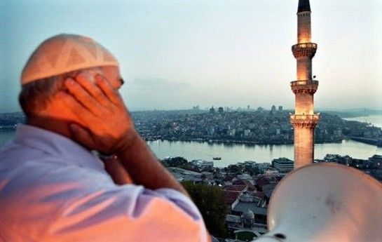 Azərbaycanda mikrofonla azan oxunması qadağan edilib? - AÇIQLAMA